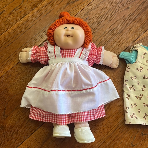 Cabbage Patch Vintage Red Hair 1983 Doll - Picture 2 of 8